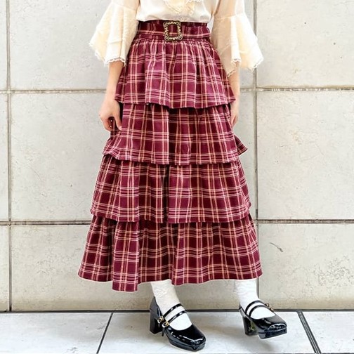 ♡ボリューミーで可愛いスカート入荷中♡