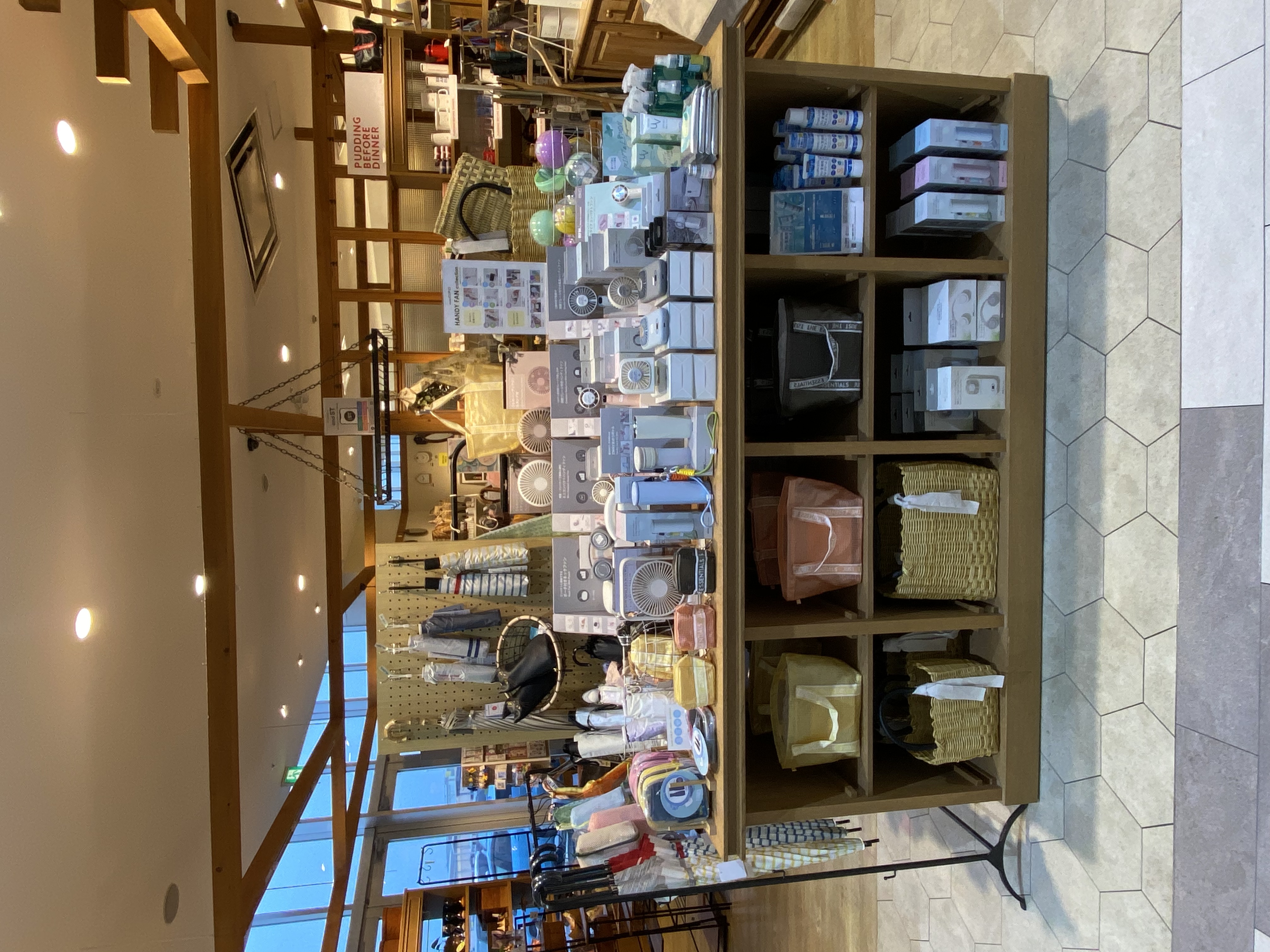 夏商品入荷！